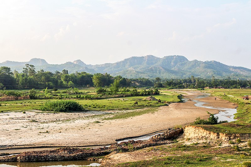 चुरेक्षेत्र जोगाउन प्रधानमन्त्रीसँग पूर्वमन्त्री आचार्यको आग्रह