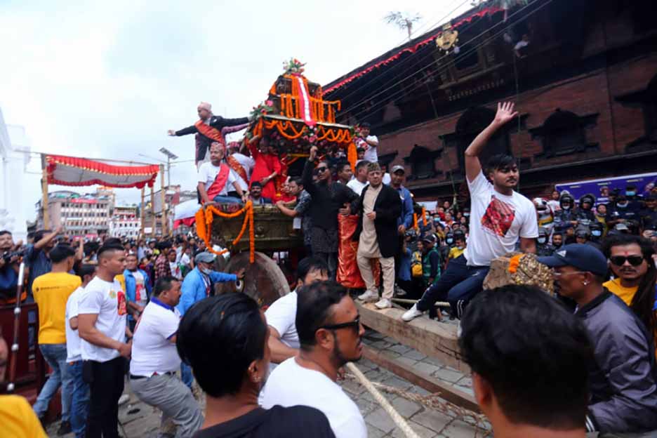 माथिल्लो टोल (थःने या) मा श्रीगणेश, श्रीभैरव र श्रीकुमारीको रथयात्रा