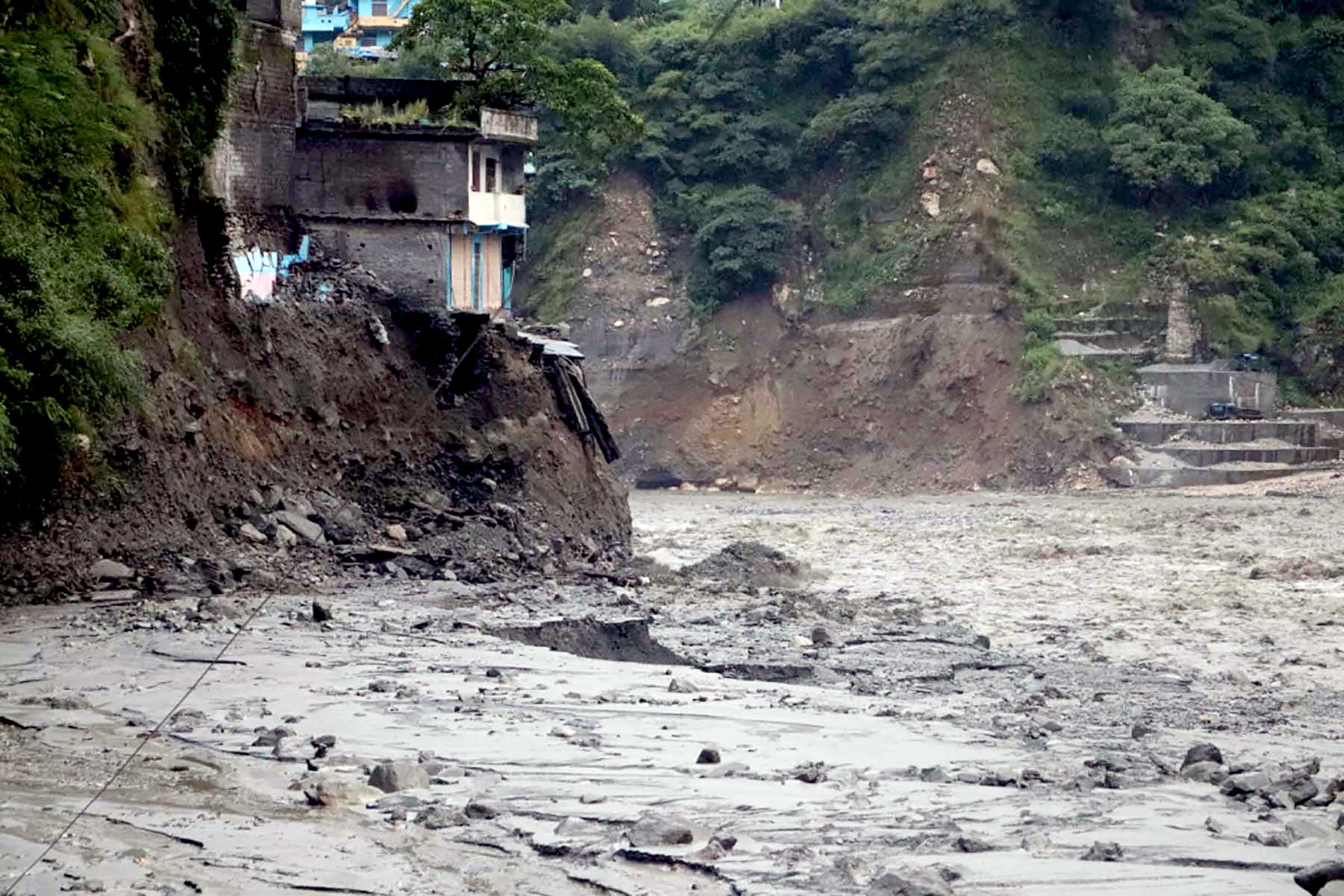 दार्चुला बाढी पहिरो अपडेट : मृतक पाँचजनाको सनाखत, सात अझै बेपत्ता