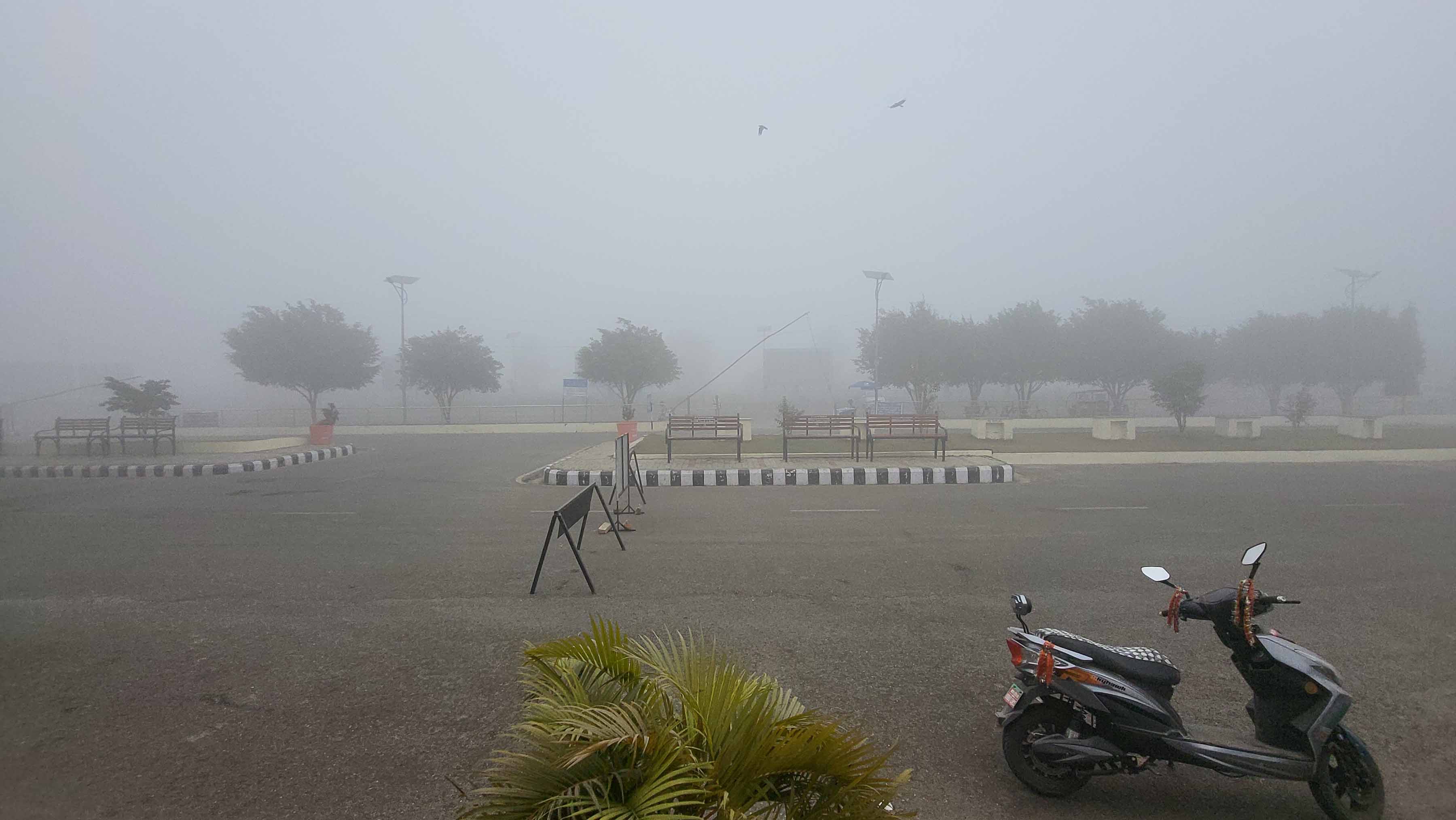 भिजिबिलिटी कम हुँदा उडान प्रभावित, यात्रुलाई घण्टौं कुर्नु पर्ने बाध्यता