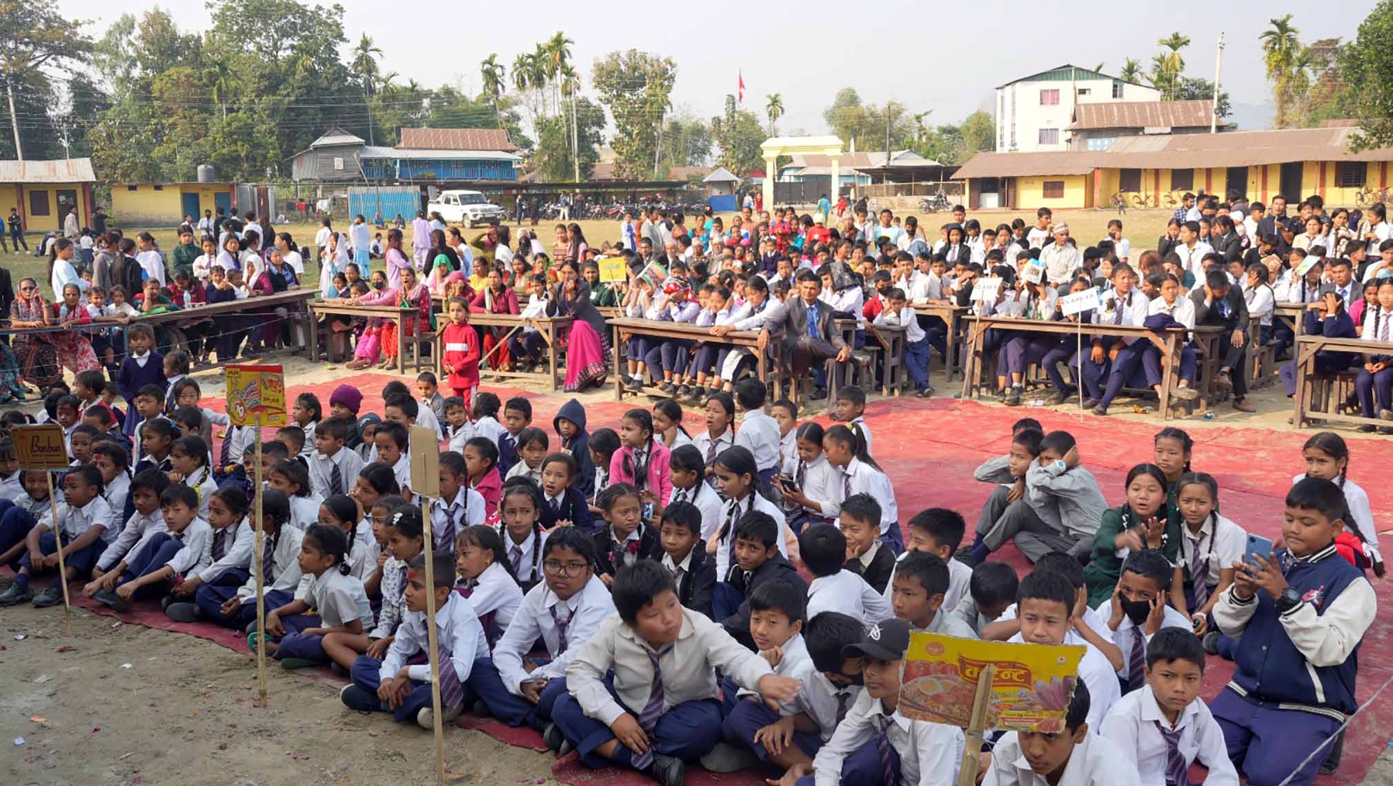 सबै सरकारी विद्यालयमा अङ्ग्रेजी माध्यम