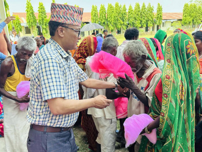 एउटा झुलले प्रमुदित दलित बस्तीकी दुखी सदाय