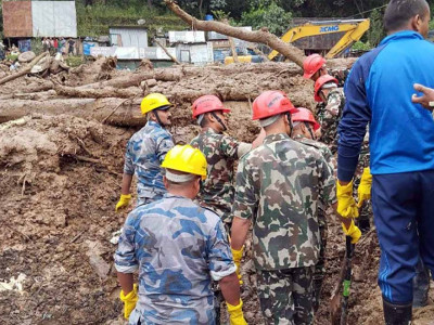 झ्याप्ले खोलाको पहिरोमा पुनः खोजी गरिँदै