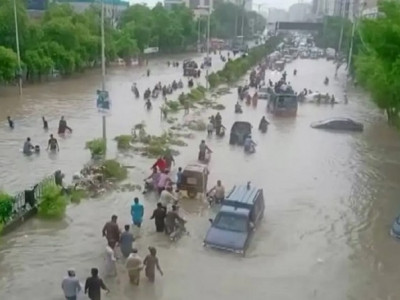 पाकिस्तानमा भारी वर्षाले १९ को ज्यान गयो, तीन हजार प्रभावित