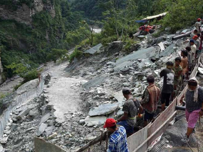 कालीगण्डकी करिडोर: पहिरो रोकथाम गर्न बैसरी अँधेरीखोलामा ‘रक एङ्करिङ’