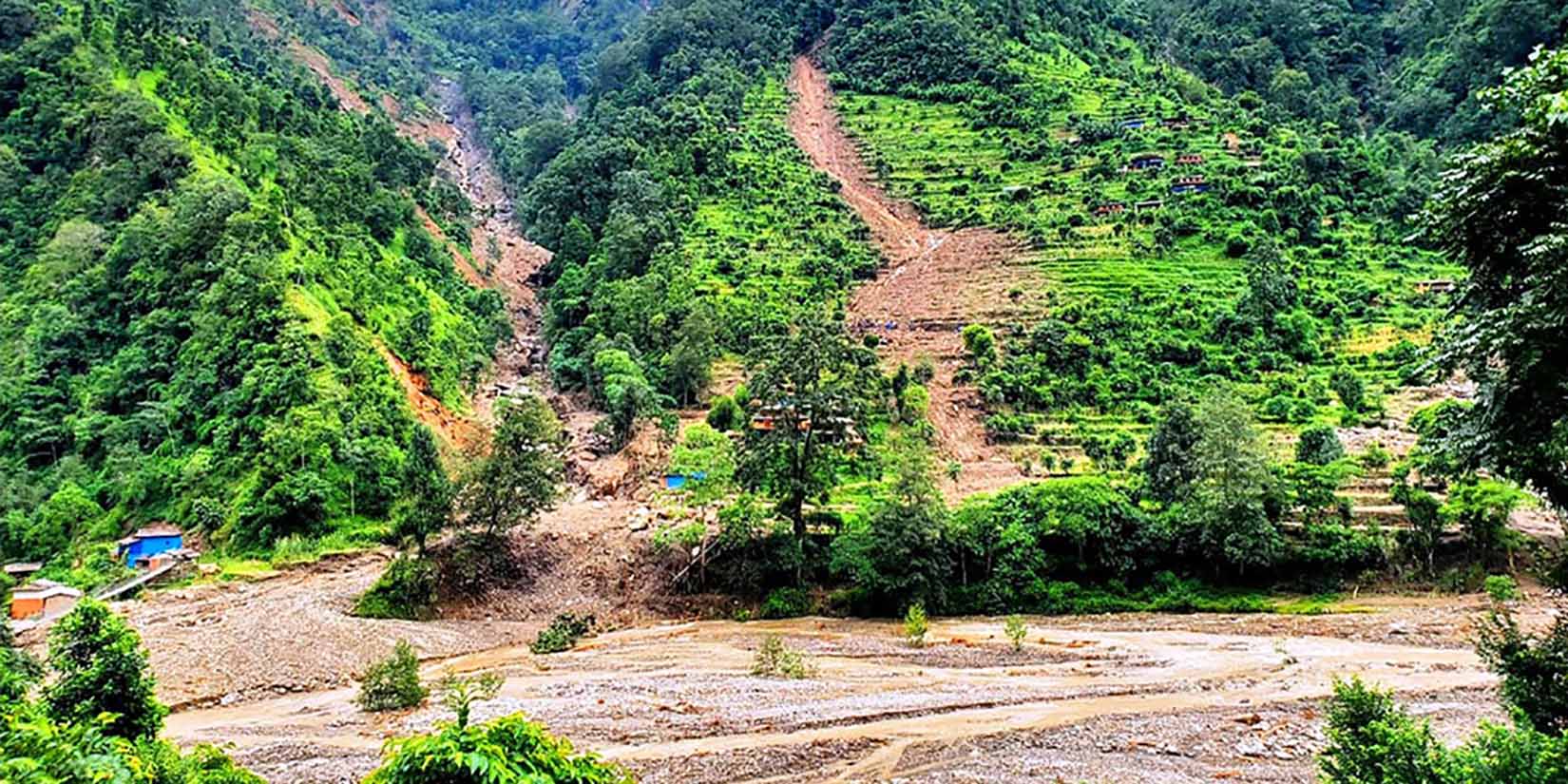 ‘अव्यवस्थित ग्रामीण सडकले गाउँको सुन्दरता बिगार्यो’