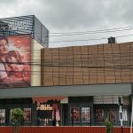 राजाहरु महेन्द्र र वीरेन्द्रले सपरिवार नियमित सिनेमा हेर्ने हलले फेर्यो काँचुली